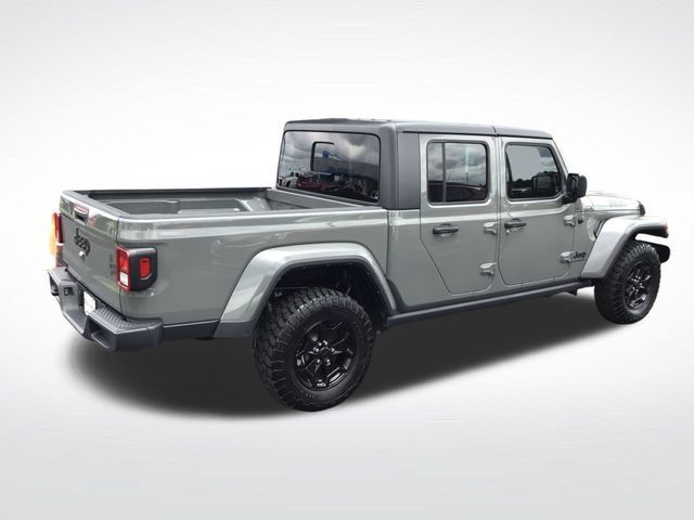 Used 2023 Jeep Gladiator Sport AWD/4WD image 5