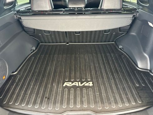 Used 2025 Toyota RAV4 XSE w/ Premium Package AWD/4WD image 15