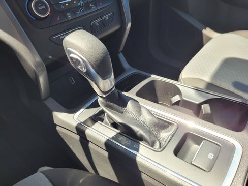Used 2018 Ford Escape SE AWD/4WD image 16