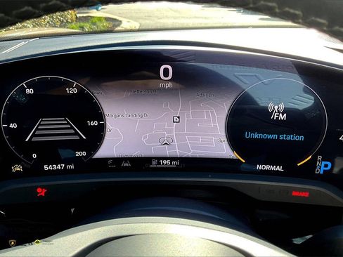 Used 2021 Porsche Taycan 4S image 17