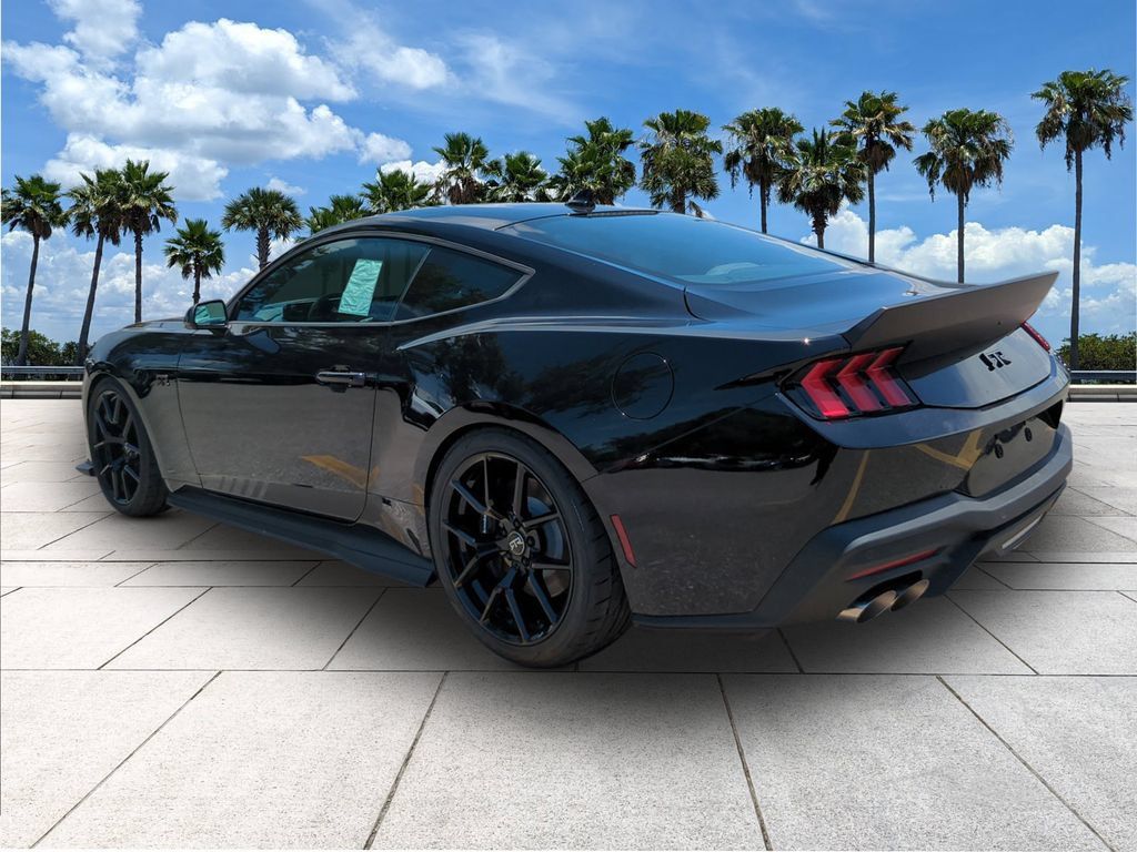 New 2026 Ford Mustang GT Premium w/ GT Performance Package RWD image 5