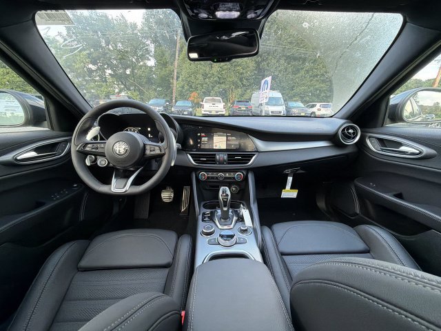 New 2026 Alfa Romeo Giulia AWD w/ Driving Assist Package image 12
