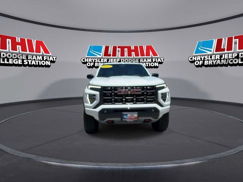 Used 2024 GMC Canyon AT4X AWD/4WD image 3