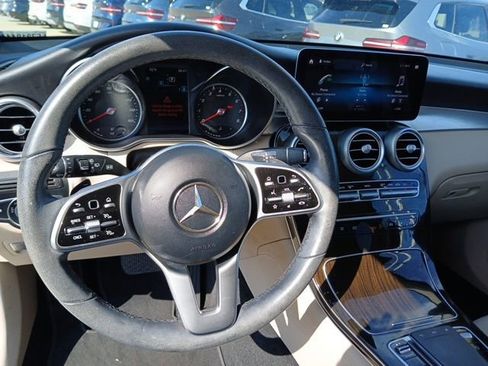 Used 2020 Mercedes-Benz GLC 300 image 20
