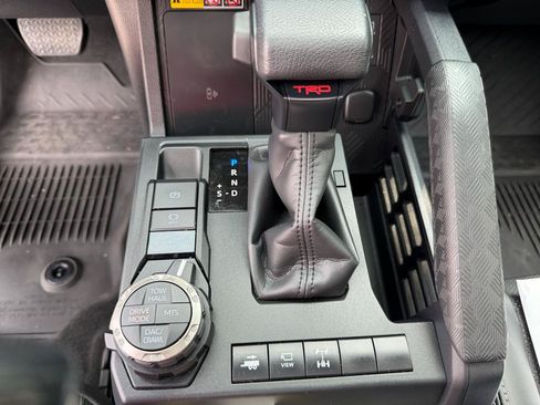 Used 2025 Toyota 4Runner TRD Off-Road Premium w/ Tow Technology Package AWD/4WD image 16