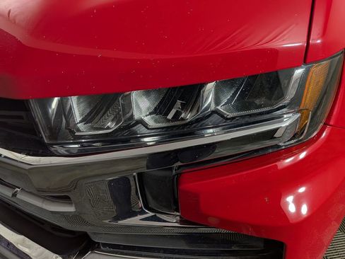 Used 2021 Chevrolet Silverado 1500 LT image 13