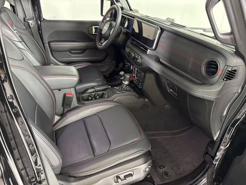 Used 2024 Jeep Wrangler Unlimited Rubicon image 18