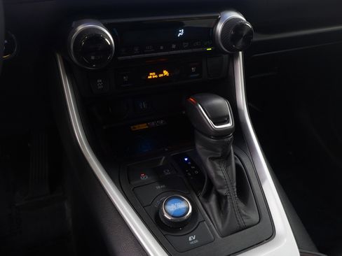 Used 2023 Toyota RAV4 Limited AWD/4WD image 22