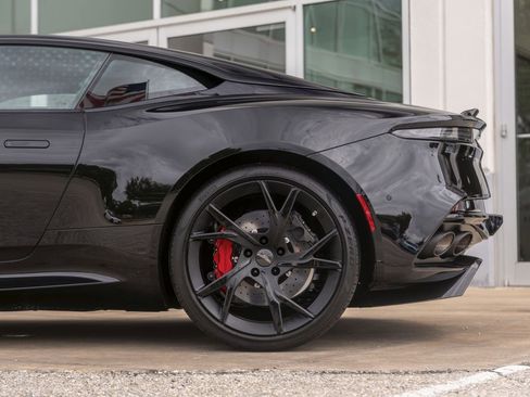 Used 2019 Aston Martin DBS Superleggera RWD image 31