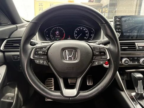 Used 2019 Honda Accord Sport image 13