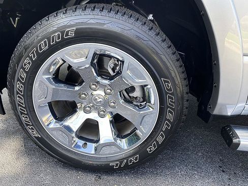 Used 2025 RAM 1500 Big Horn AWD/4WD image 24
