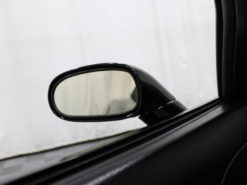 Used 2005 Chevrolet Corvette Convertible w/ Preferred Equipment Group image 8