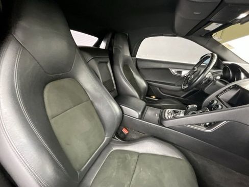 Used 2017 Jaguar F-TYPE Convertible image 9