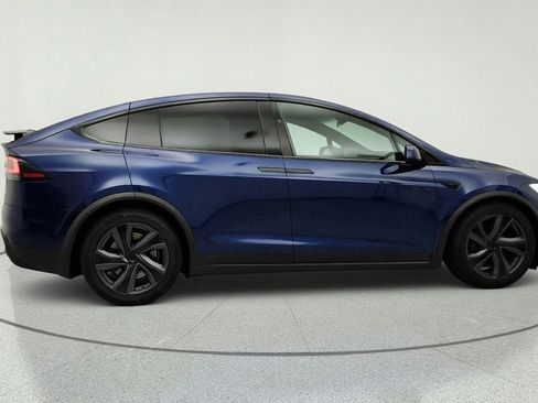 Used 2022 Tesla Model X Plaid AWD/4WD image 4