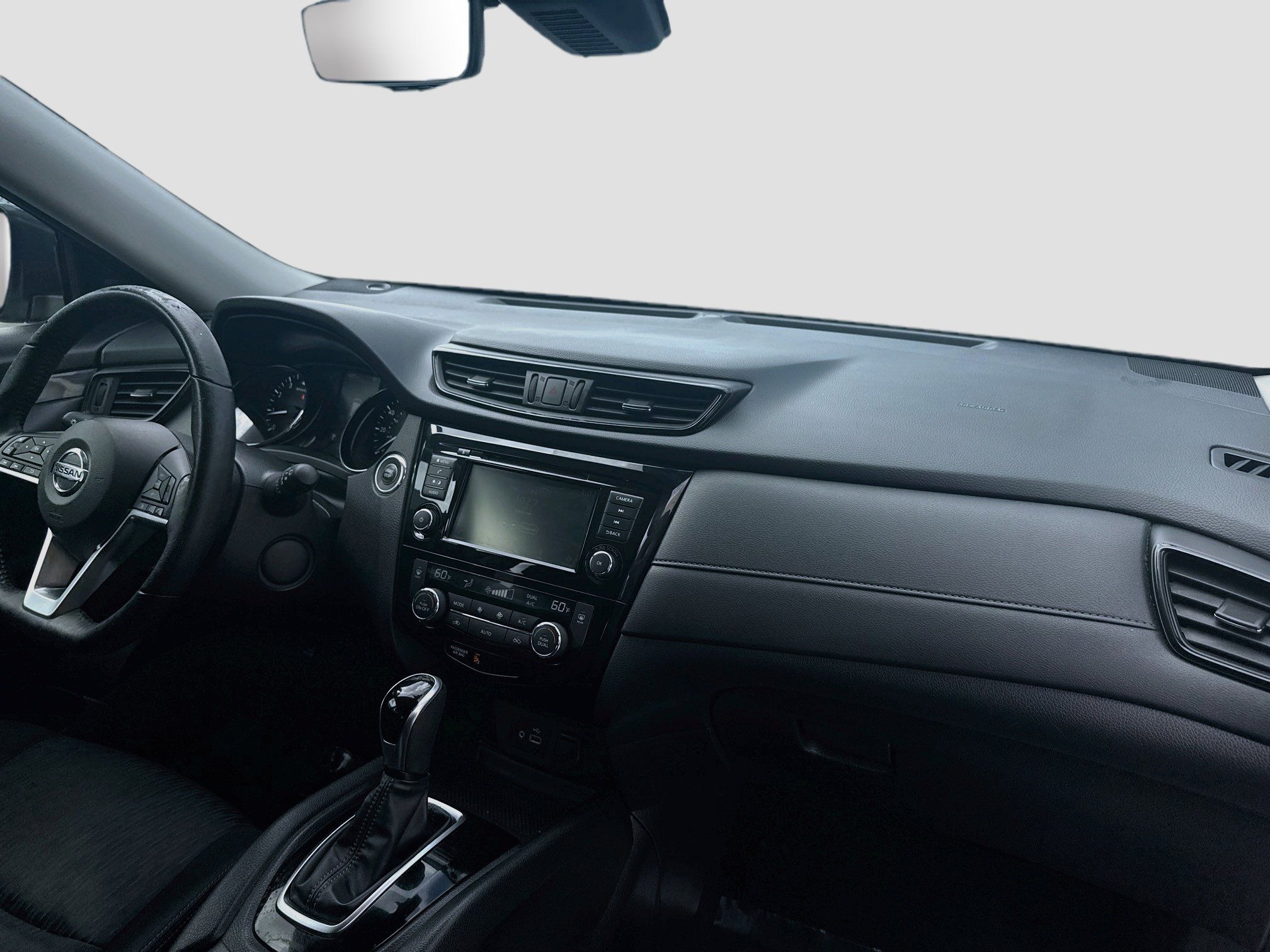 Used 2020 Nissan Rogue SV FWD image 32