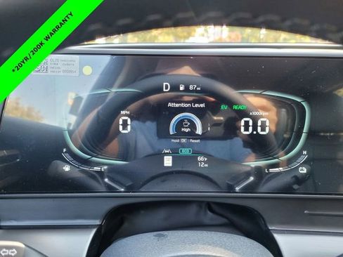 New 2025 Kia Sportage EX w/ EX Premium Package image 11