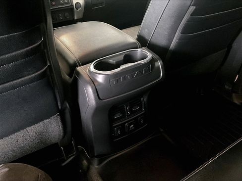 Used 2018 Nissan Titan PRO-4X w/ Pro-4x Convenience Package AWD/4WD image 27