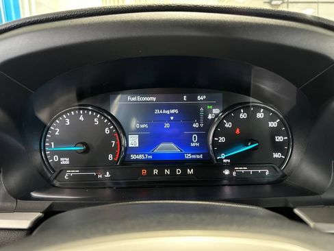 Used 2021 Ford Explorer XLT w/ Equipment Group 202A AWD/4WD image 2