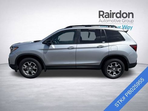 Used 2023 Honda Passport TrailSport image 4