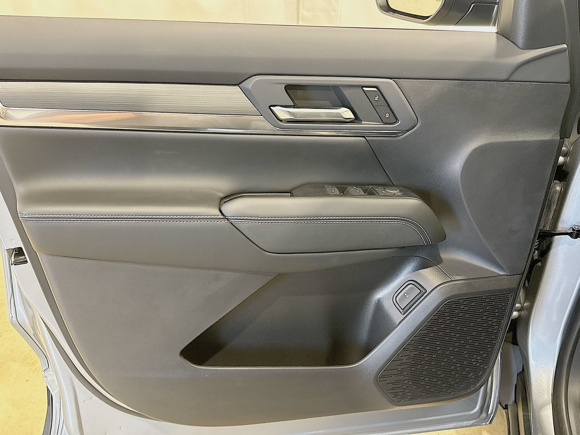 New 2027 GMC Terrain Elevation w/ Elevation Premium Package AWD/4WD image 45