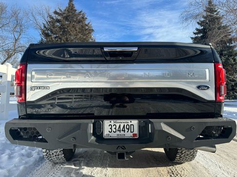 Used 2016 Ford F150 Platinum w/ Equipment Group 701A Luxury image 31
