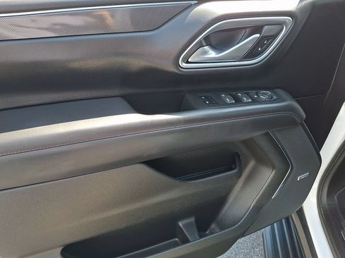 Used 2021 Chevrolet Tahoe RST AWD/4WD image 12