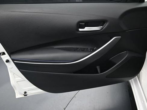 Used 2021 Toyota Corolla SE w/ Carpet Mat Package (TMS) FWD image 14