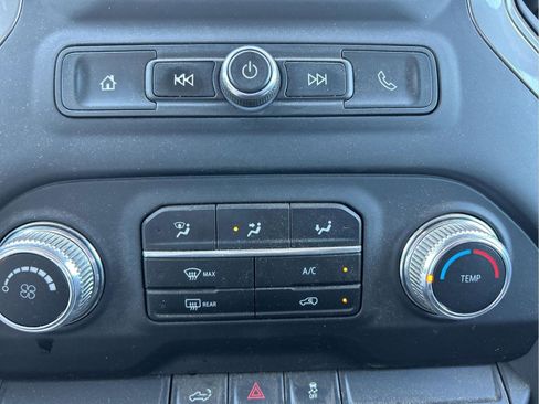 Used 2022 GMC Sierra 2500 Pro w/ Gooseneck/5TH Wheel Package image 29