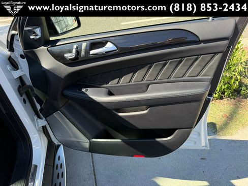 Used 2018 Mercedes-Benz GLE 43 AMG AMG GLE 43 image 37