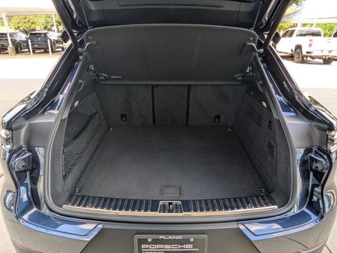 Used 2024 Porsche Cayenne Turbo GT image 23