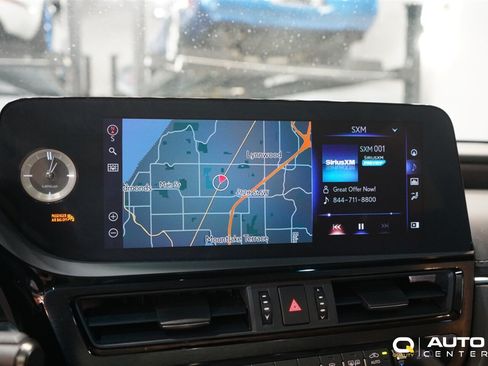 Used 2022 Lexus ES 300h FWD image 24