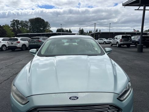 Used 2013 Ford Fusion SE FWD image 24
