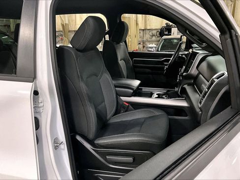 Used 2022 RAM 1500 Big Horn image 9