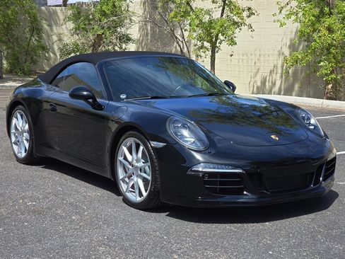 Used 2016 Porsche 911 Carrera S RWD image 3