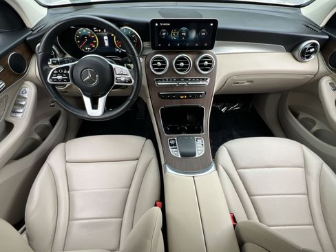 Used 2022 Mercedes-Benz GLC 300 4MATIC w/ Premium Package Lite image 28