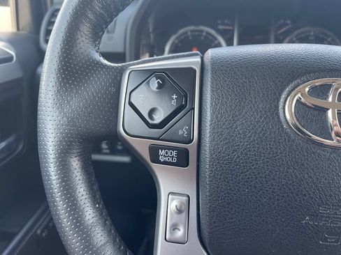 Used 2023 Toyota 4Runner Limited AWD/4WD image 25