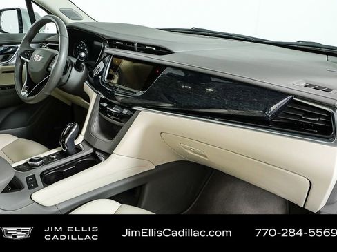 Used 2023 Cadillac XT6 Premium Luxury w/ Technology Package image 26