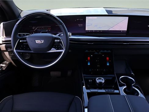 New 2026 Cadillac Escalade Luxury AWD/4WD image 15