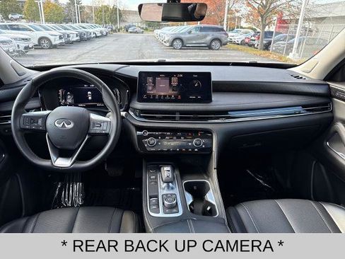 Certified 2025 INFINITI QX60 Sensory image 12