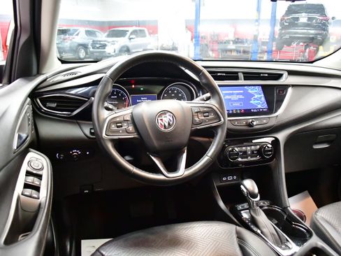 Used 2022 Buick Encore GX Essence w/ Advanced Technology Package AWD/4WD image 8