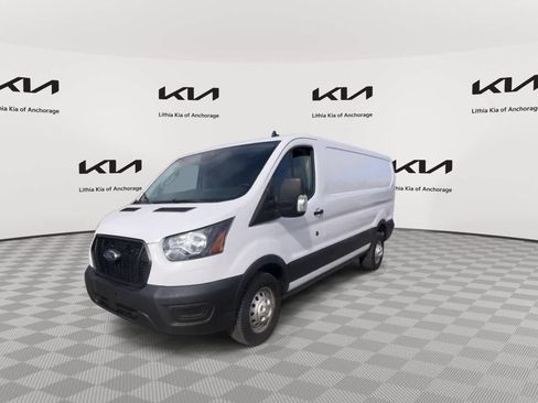 Used 2024 Ford Transit 250 Low Roof AWD image 4
