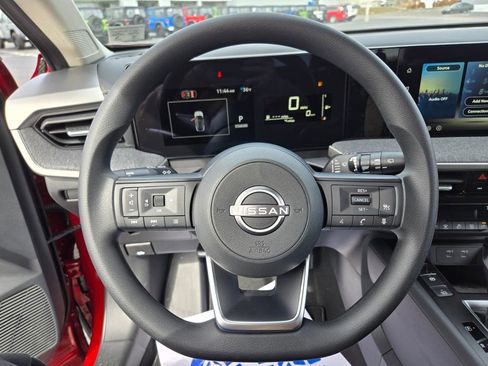 New 2026 Nissan Kicks SV image 9