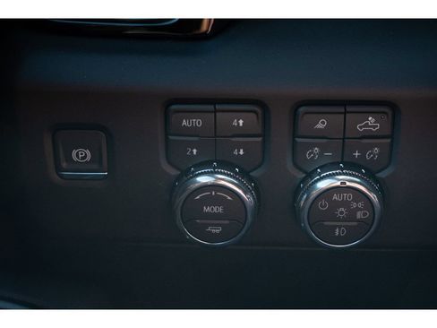 New 2026 GMC Sierra 2500 AT4X w/ LPO, Black Badging Package AWD/4WD image 31