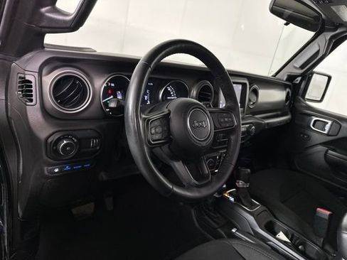 Used 2023 Jeep Wrangler Unlimited w/ Cold Weather Group image 13