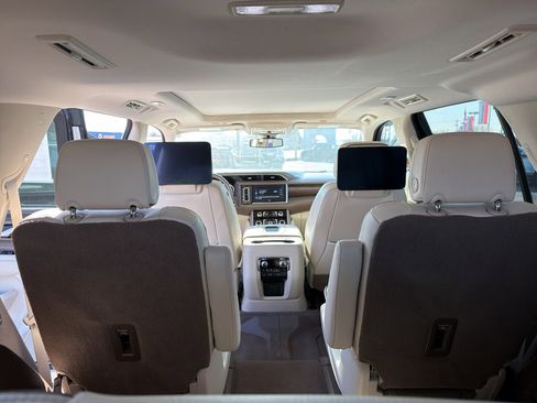 Used 2021 GMC Yukon Denali image 14
