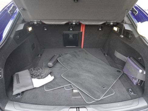 Used 2022 Maserati Levante GT image 32