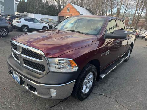 Used 2017 RAM 1500 ST w/ SXT Appearance Group image 3
