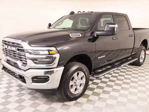 Used 2026 RAM 2500 Big Horn AWD/4WD image 10