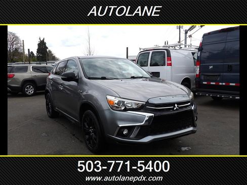 Used 2018 Mitsubishi Outlander Sport LE image 4