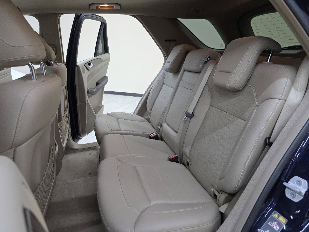Used 2015 Mercedes-Benz ML 350 2WD w/ Premium 1 Package image 26